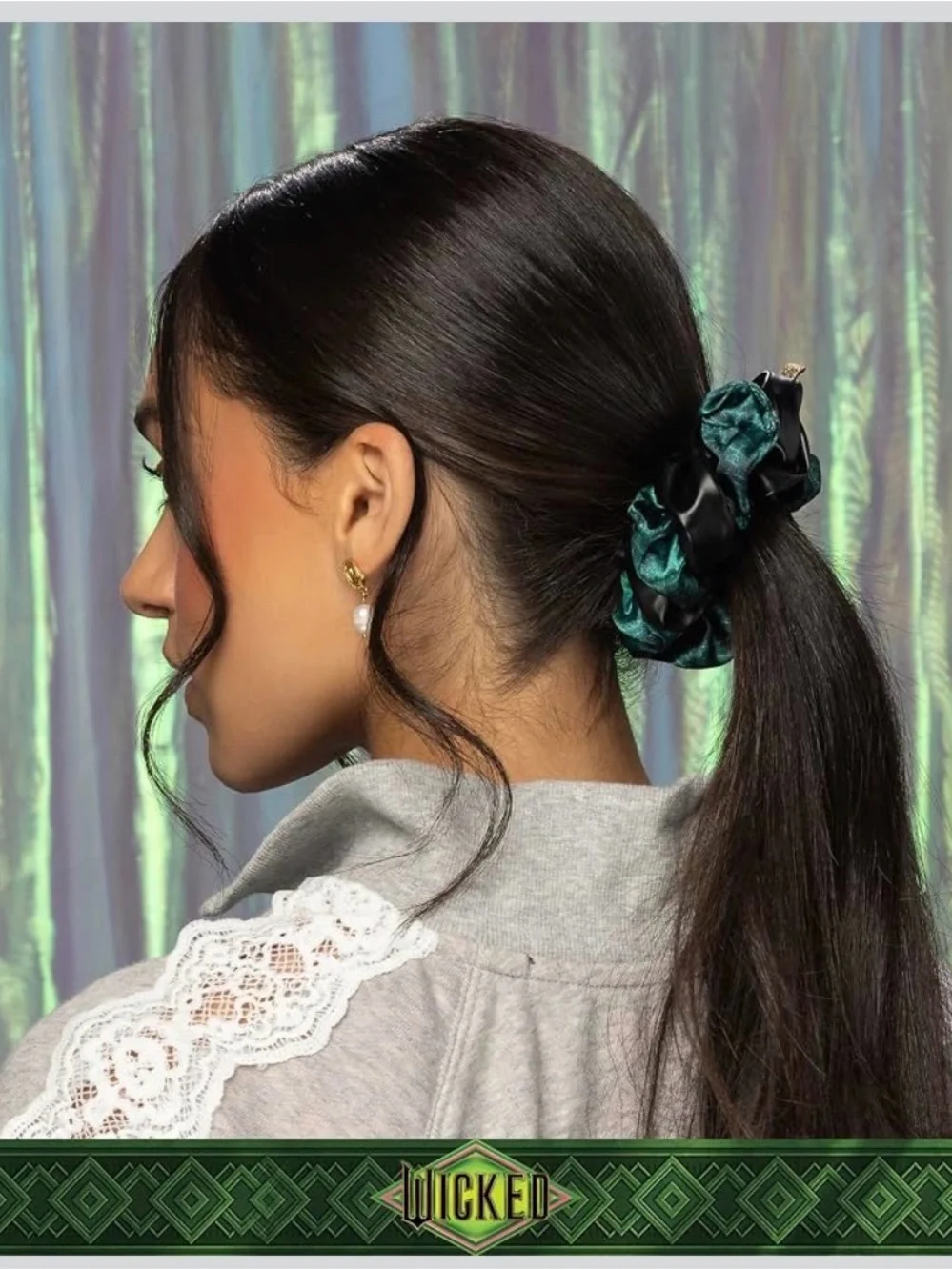 Conair Wicked Bow Headband & Twist scrunchie set - hair accessories 2 pk